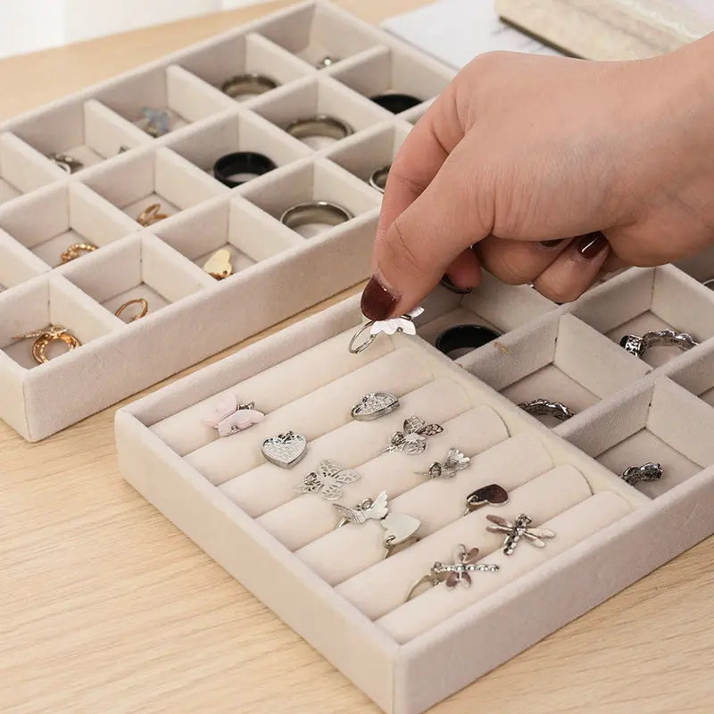 Flannelette Jewelry Display Stackable Exquisite Jewellery Holder Portable Ring Earrings Necklace Organizer Box Organizator